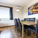 Apartamento Lv Premier Clerigos- Re1 Oporto