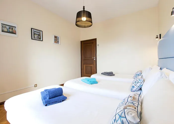 Lv Premier Clerigos- Re1 * Oporto