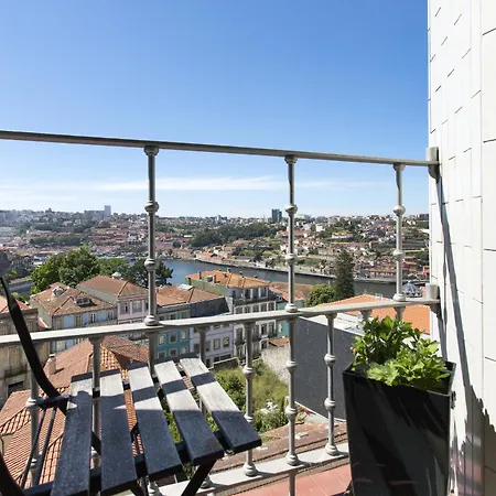 Lv Premier Clerigos- Re1 포르투