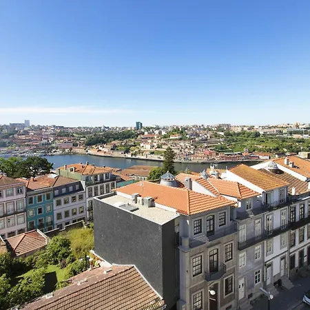 Lv Premier Clerigos- Re1 포르투